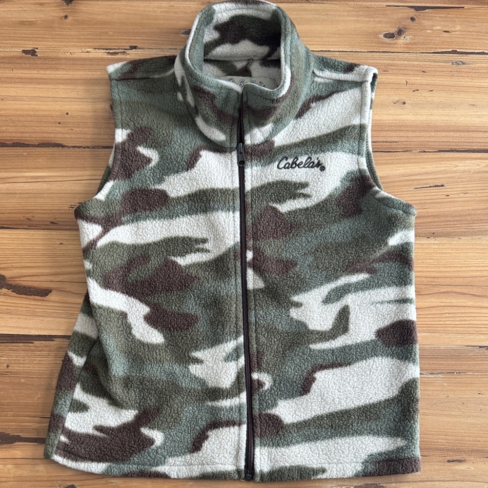 Cabela's Kids Green and Brown Camouflage Vest